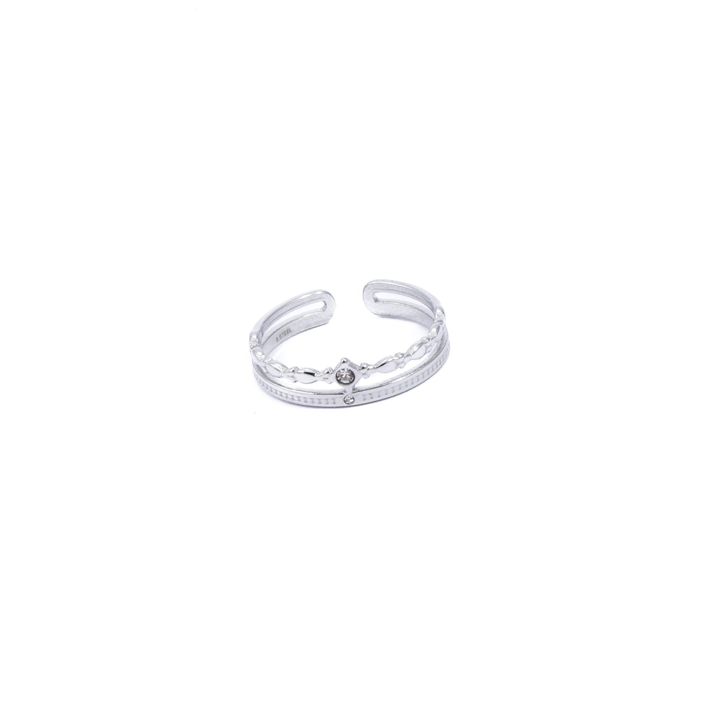 Dainty 2 layer diamante ring